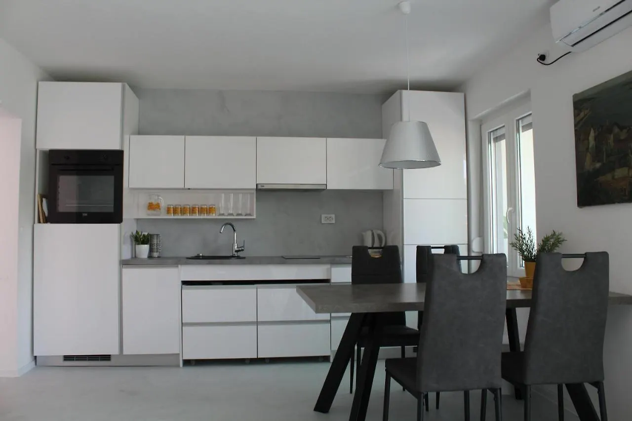Apartman Boki Pag Town